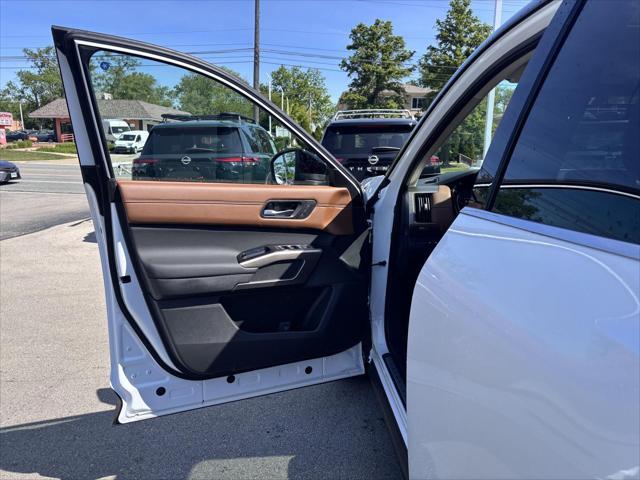 new 2025 Nissan Pathfinder car, priced at $52,035