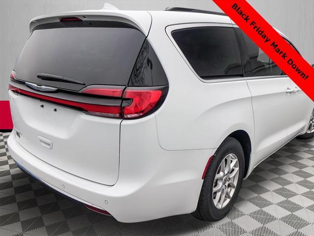 used 2022 Chrysler Pacifica car, priced at $23,041