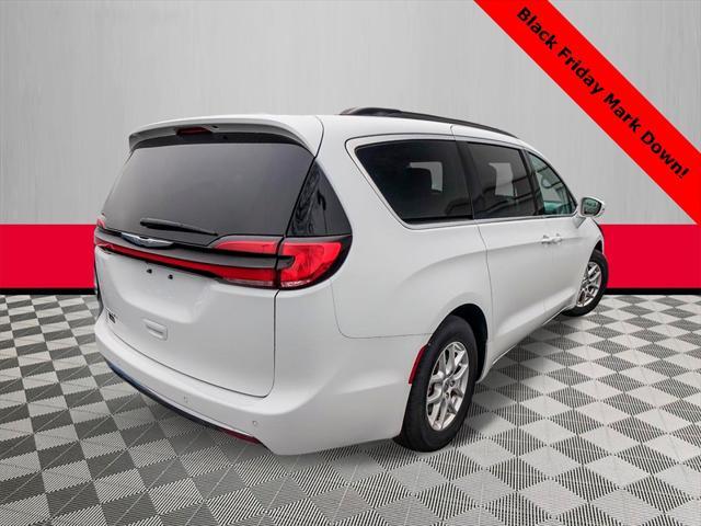 used 2022 Chrysler Pacifica car, priced at $23,041