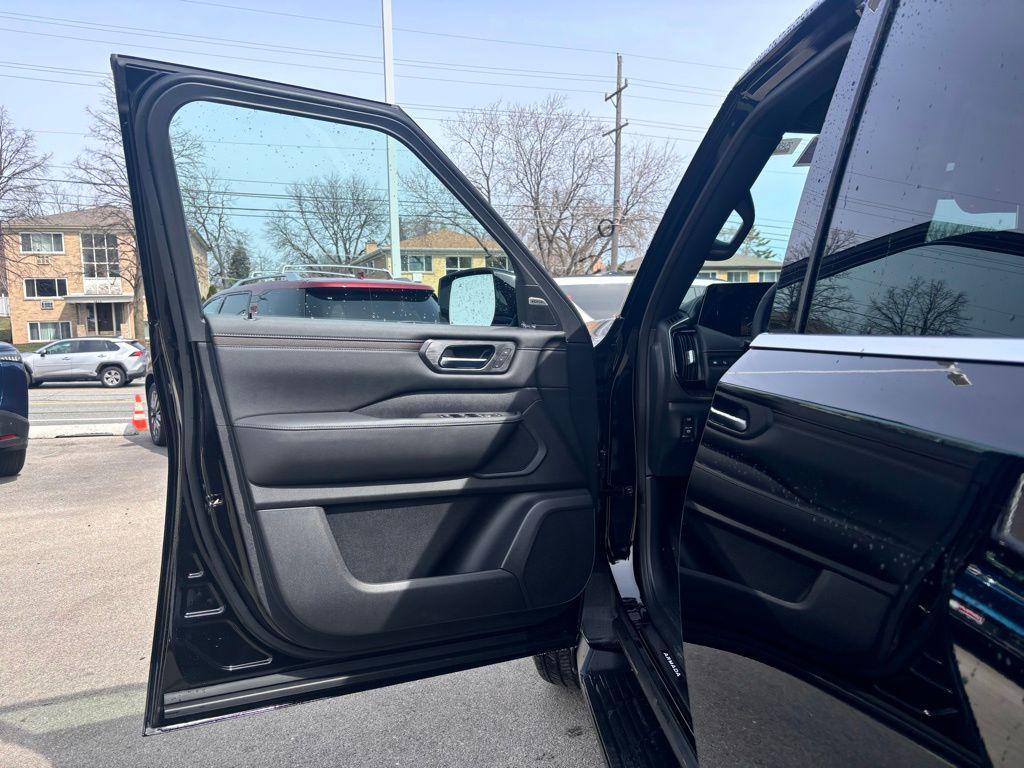 new 2025 Nissan Armada car, priced at $65,231