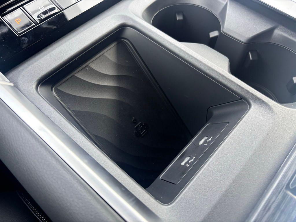 new 2025 Nissan Armada car, priced at $65,231