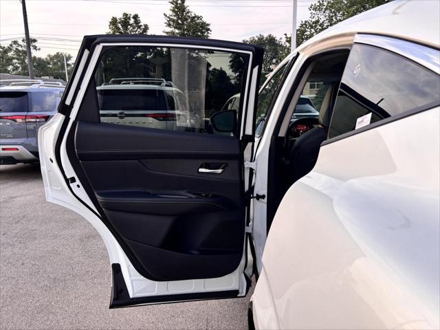new 2025 Nissan Murano car, priced at $45,892