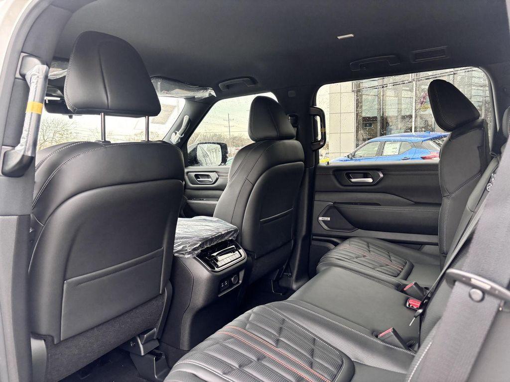 new 2025 Nissan Armada car, priced at $71,509