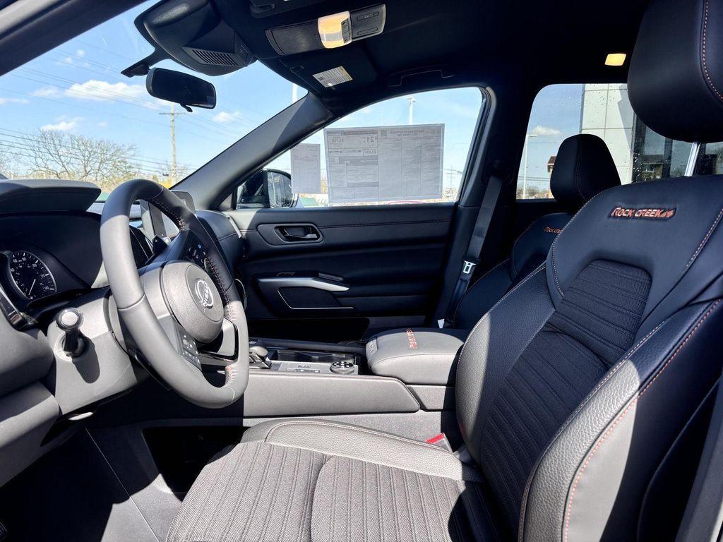 new 2025 Nissan Pathfinder car, priced at $43,382