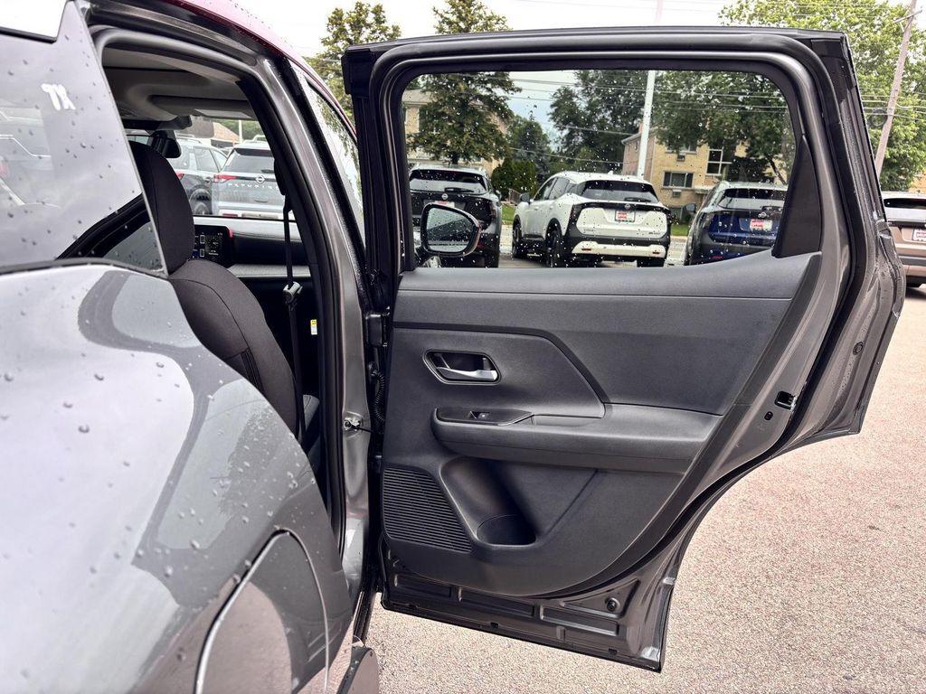 new 2025 Nissan Kicks car, priced at $27,108