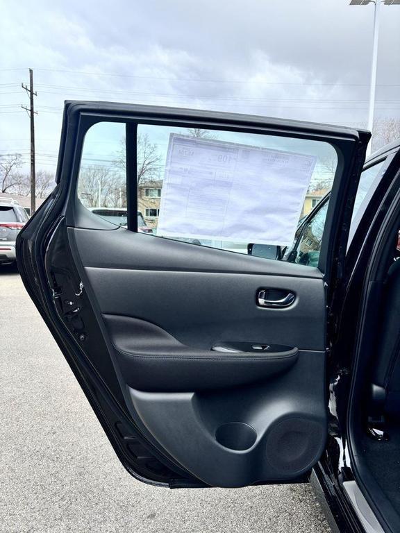 new 2025 Nissan Leaf car, priced at $34,897