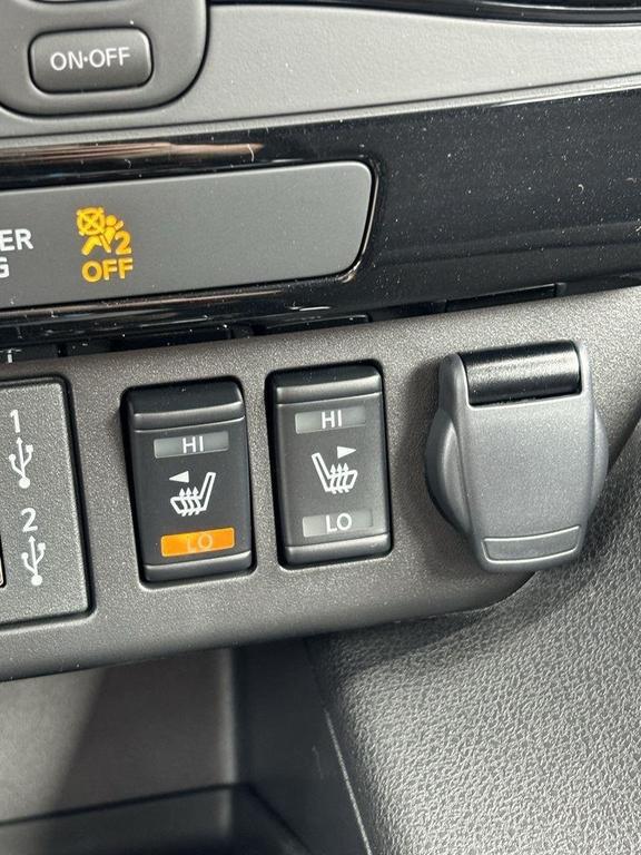 new 2025 Nissan Leaf car, priced at $34,897