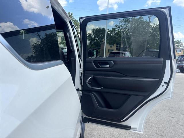 new 2025 Nissan Armada car, priced at $74,389