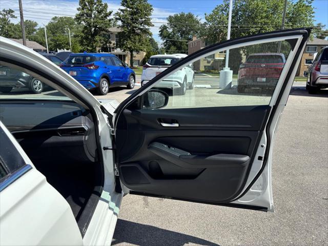 used 2025 Nissan Altima car, priced at $22,995