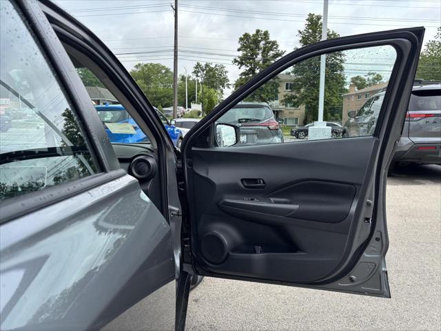 new 2025 Nissan Kicks car, priced at $22,057