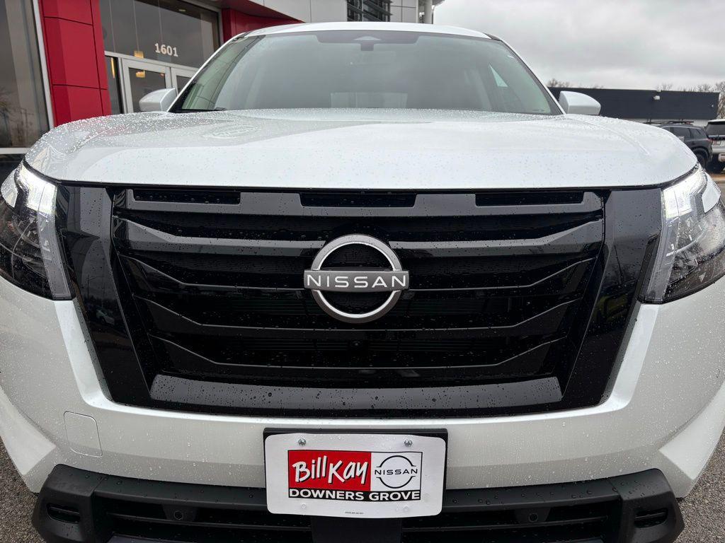 new 2025 Nissan Pathfinder car, priced at $37,969