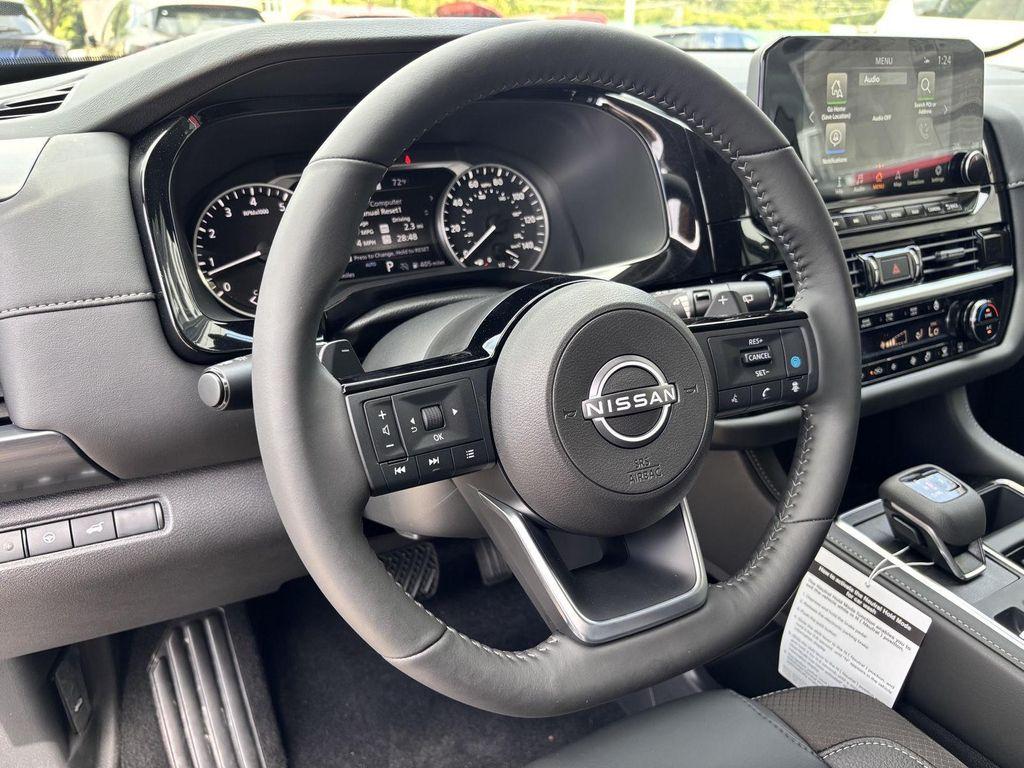 new 2025 Nissan Pathfinder car, priced at $45,839