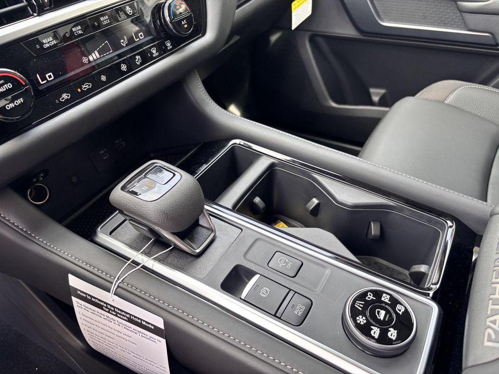 new 2025 Nissan Pathfinder car, priced at $45,839
