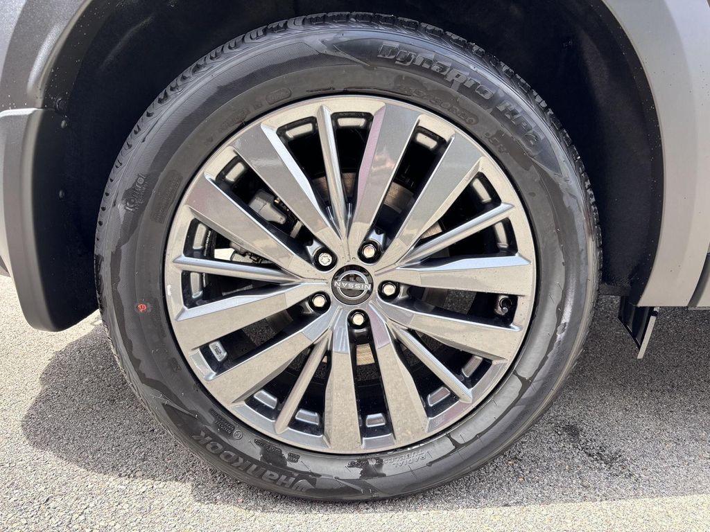 new 2025 Nissan Pathfinder car, priced at $45,839