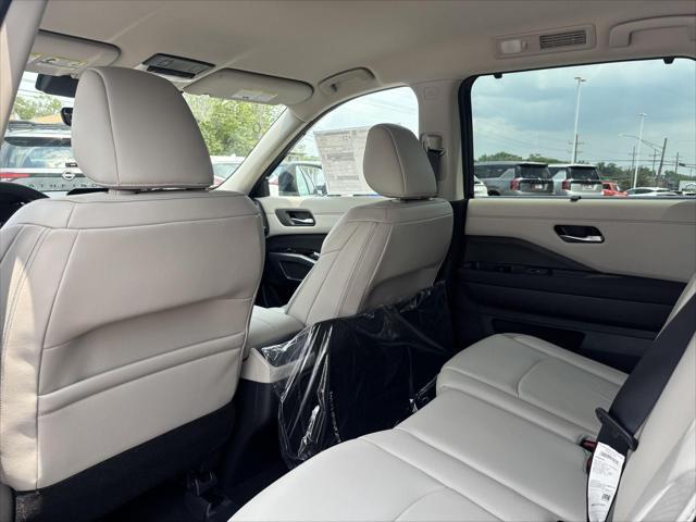 new 2025 Nissan Pathfinder car, priced at $46,935