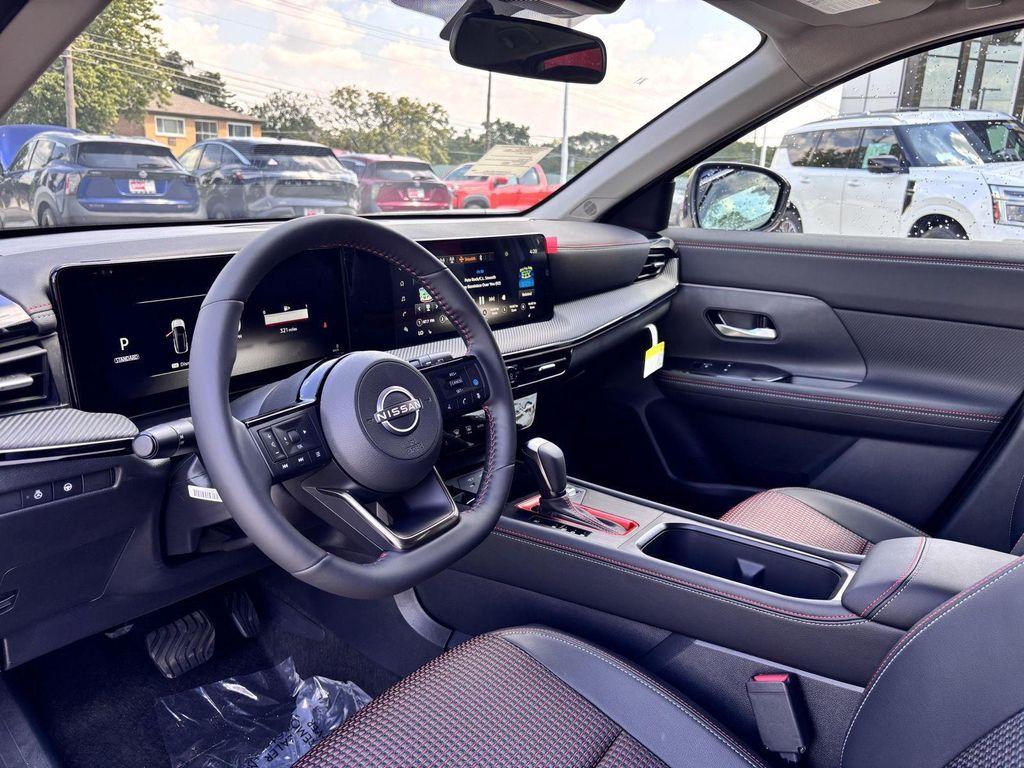 new 2025 Nissan Kicks car, priced at $29,668