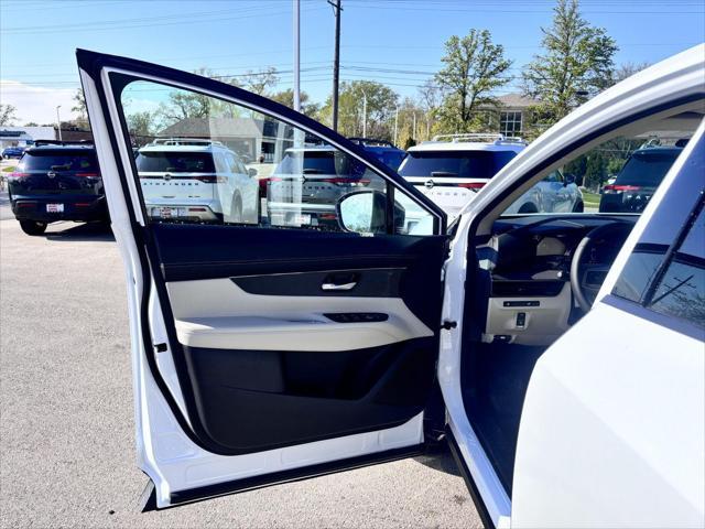 new 2025 Nissan Murano car, priced at $43,845