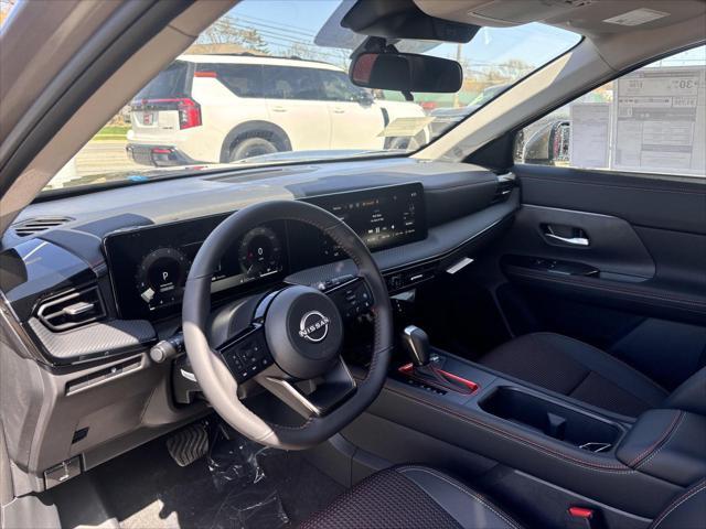 new 2025 Nissan Kicks car, priced at $29,030
