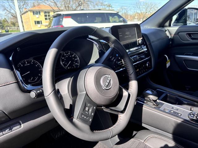new 2025 Nissan Pathfinder car, priced at $44,925