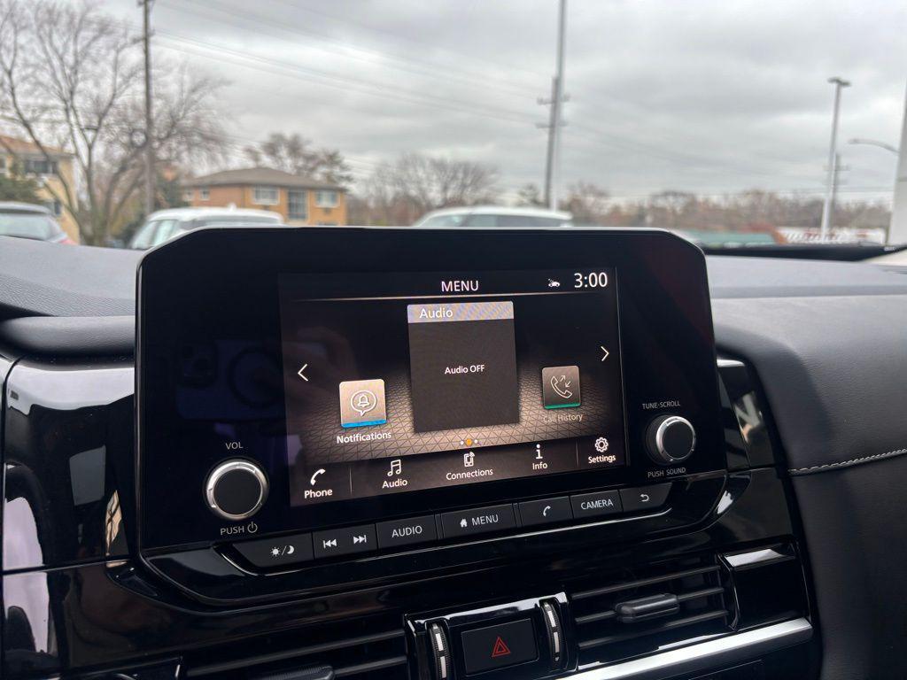 new 2025 Nissan Pathfinder car, priced at $36,785