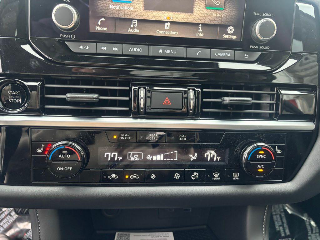 new 2025 Nissan Pathfinder car, priced at $36,785