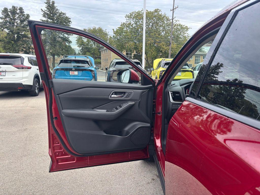 new 2026 Nissan Rogue car, priced at $40,785