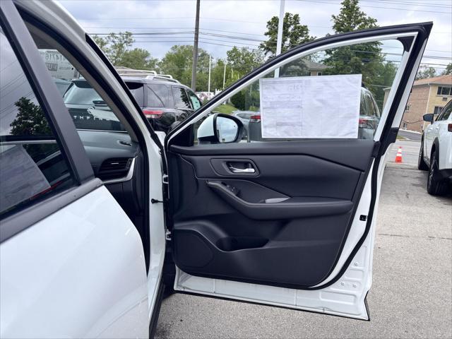 new 2025 Nissan Rogue car, priced at $31,899