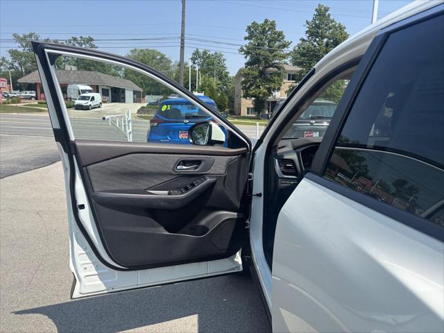 used 2023 Nissan Rogue car, priced at $24,156