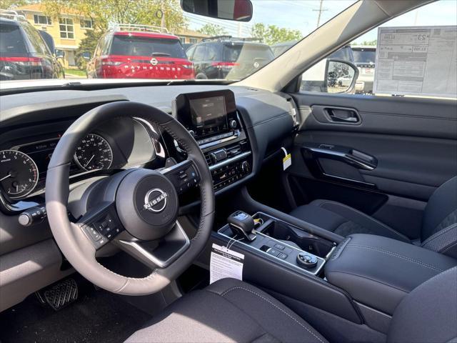 new 2025 Nissan Pathfinder car, priced at $40,550