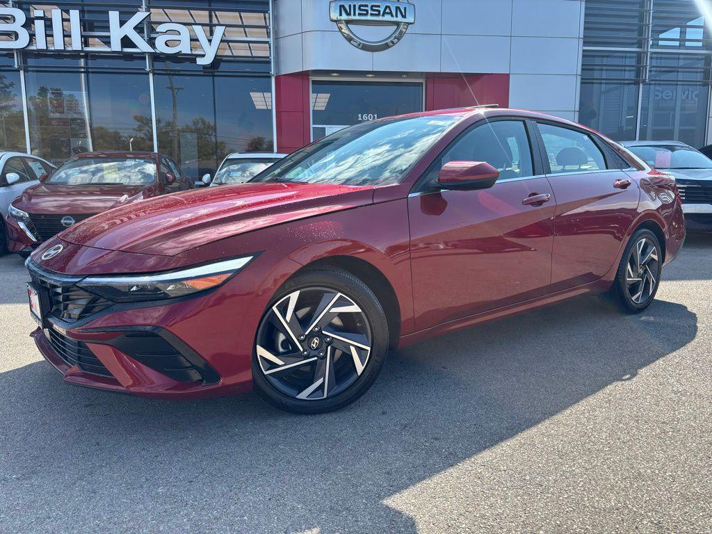used 2025 Hyundai Elantra car