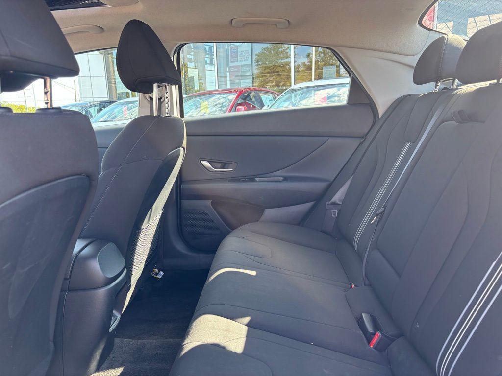 used 2025 Hyundai Elantra car