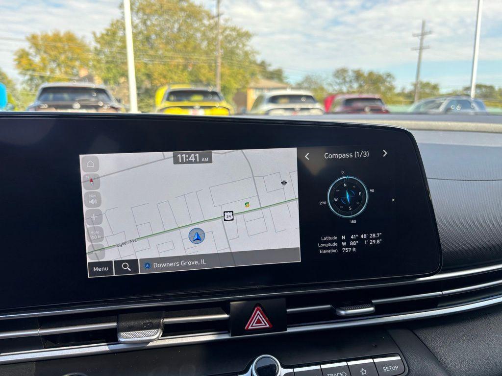 used 2025 Hyundai Elantra car