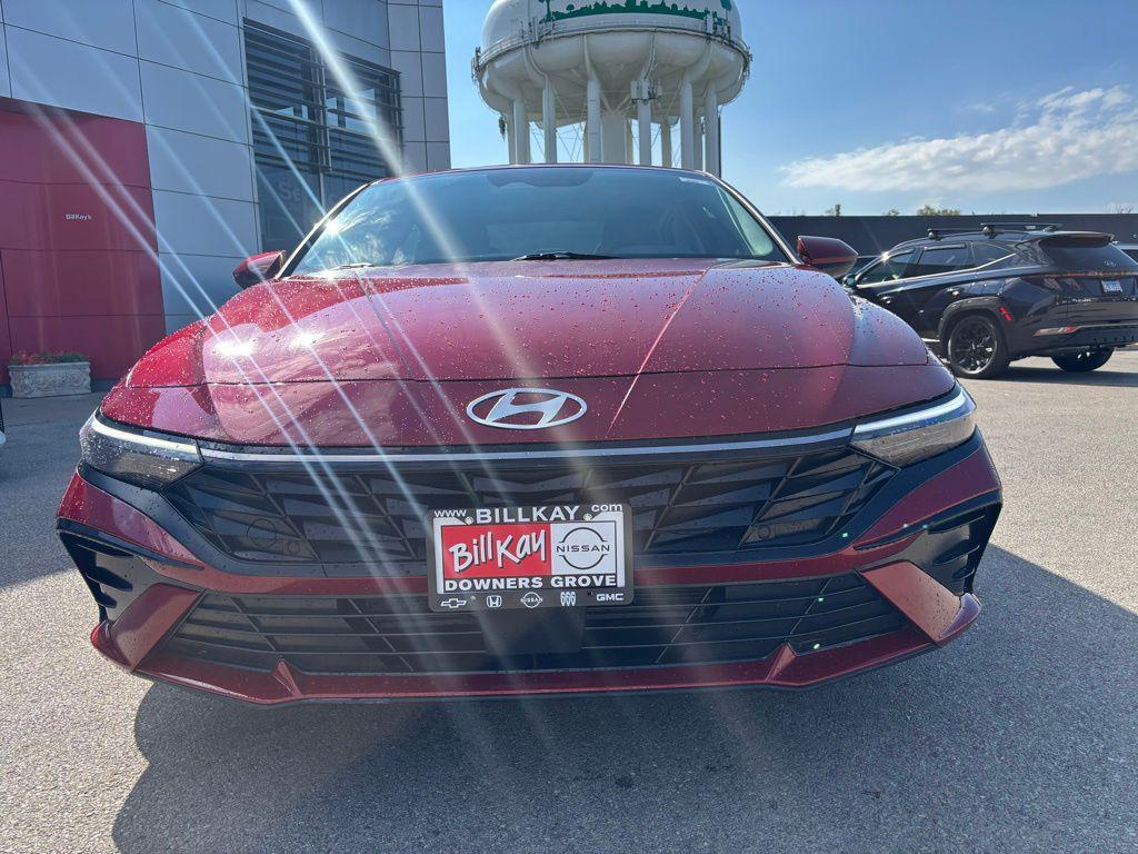 used 2025 Hyundai Elantra car