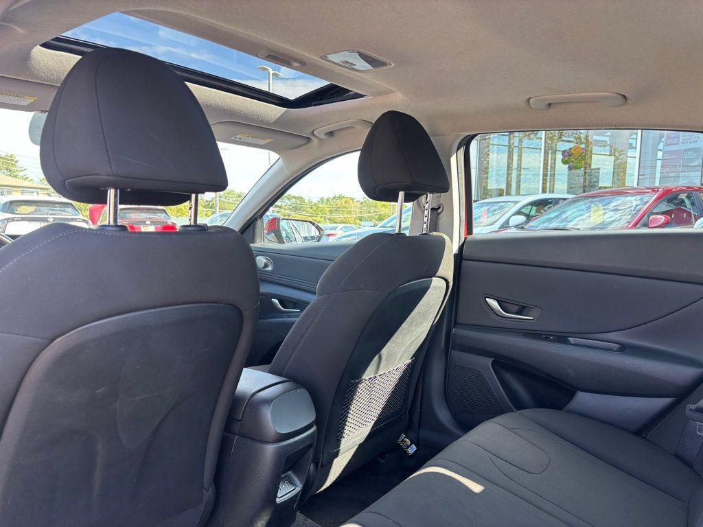 used 2025 Hyundai Elantra car