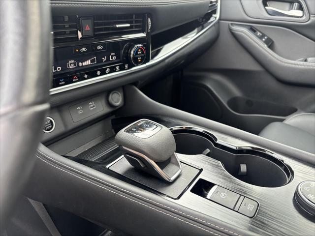 used 2022 Nissan Rogue car, priced at $27,818