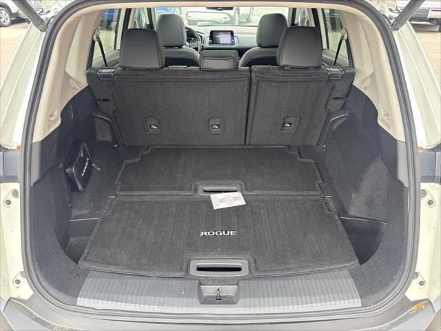 used 2022 Nissan Rogue car, priced at $27,818
