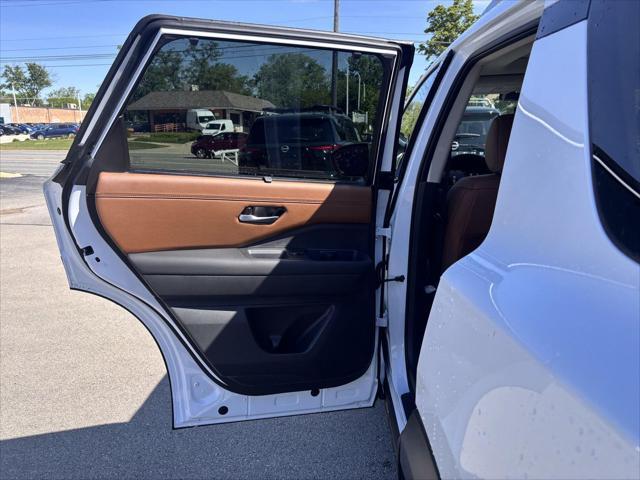 new 2025 Nissan Pathfinder car, priced at $50,935