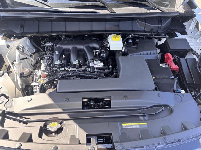 new 2025 Nissan Pathfinder car, priced at $50,935