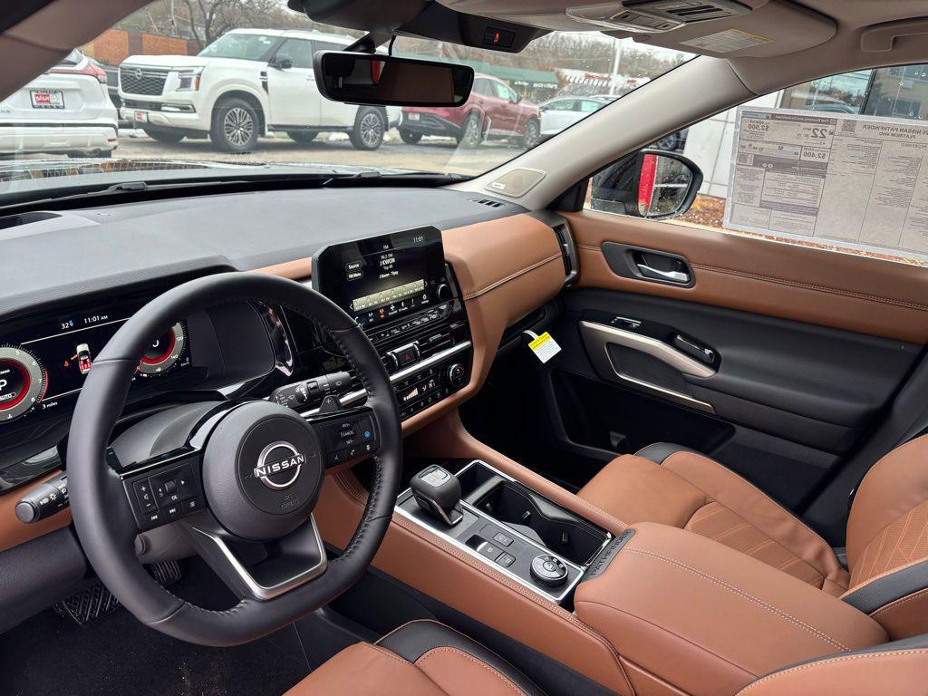 new 2025 Nissan Pathfinder car, priced at $44,422