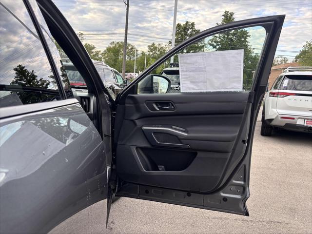 new 2025 Nissan Pathfinder car, priced at $46,505