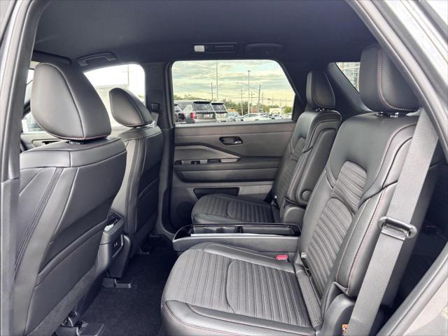 new 2025 Nissan Pathfinder car, priced at $46,505