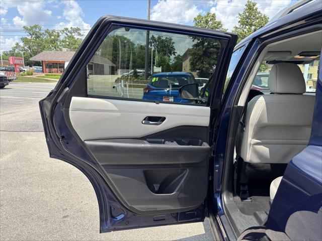 used 2023 Nissan Pathfinder car, priced at $30,897
