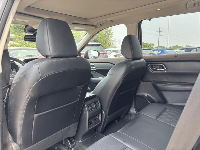 used 2021 Nissan Rogue car, priced at $27,099