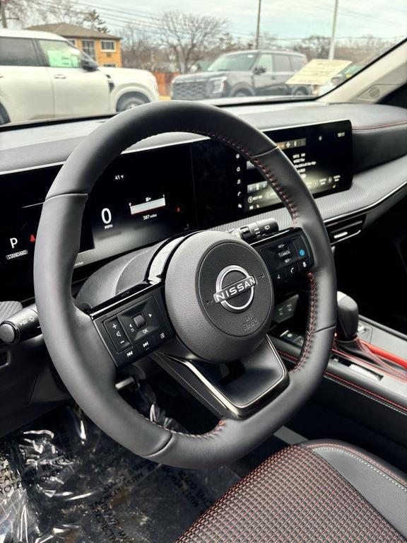 new 2025 Nissan Kicks car, priced at $28,390