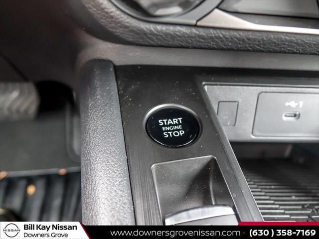 new 2025 Nissan Kicks car, priced at $25,075