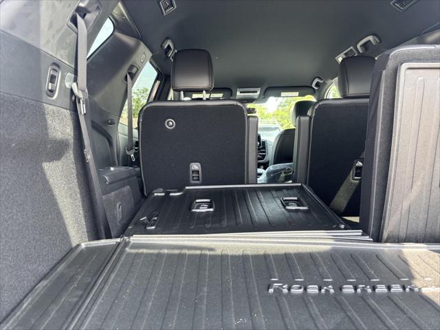 new 2025 Nissan Pathfinder car, priced at $46,505