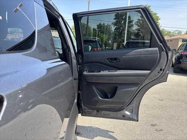 new 2025 Nissan Pathfinder car, priced at $46,505