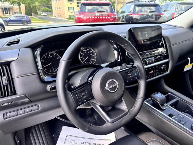 new 2025 Nissan Pathfinder car, priced at $41,268
