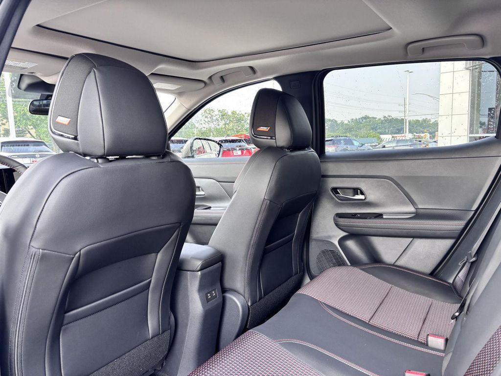 new 2025 Nissan Kicks car, priced at $29,668