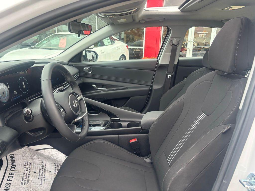 used 2025 Hyundai Elantra car, priced at $20,194